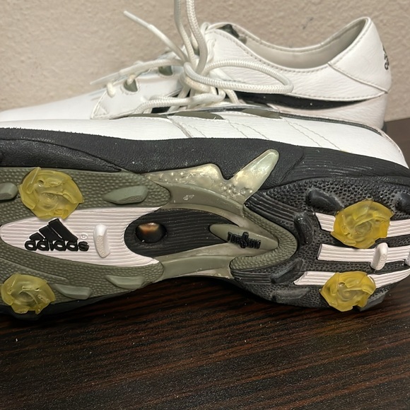 Golf shoes -women size. 6 - Picture 3 of 5